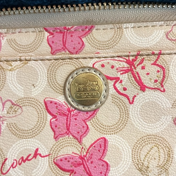 Coach Buttlerfly zip wallet - Picture 3 of 13